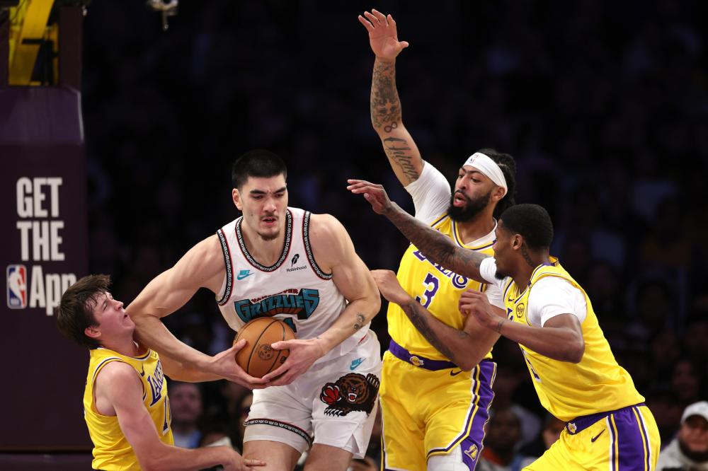 袁嘉楠虽然 袁嘉楠虽然