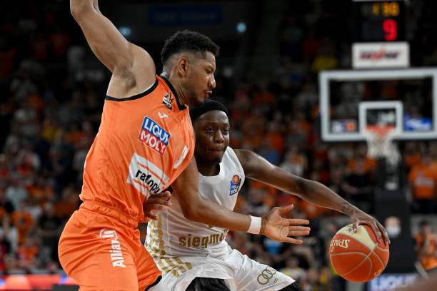 继续撰写 继续撰写