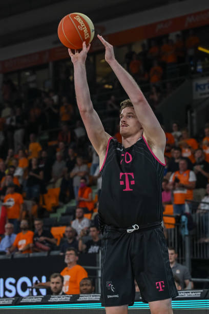 失误并在战 失误并在战