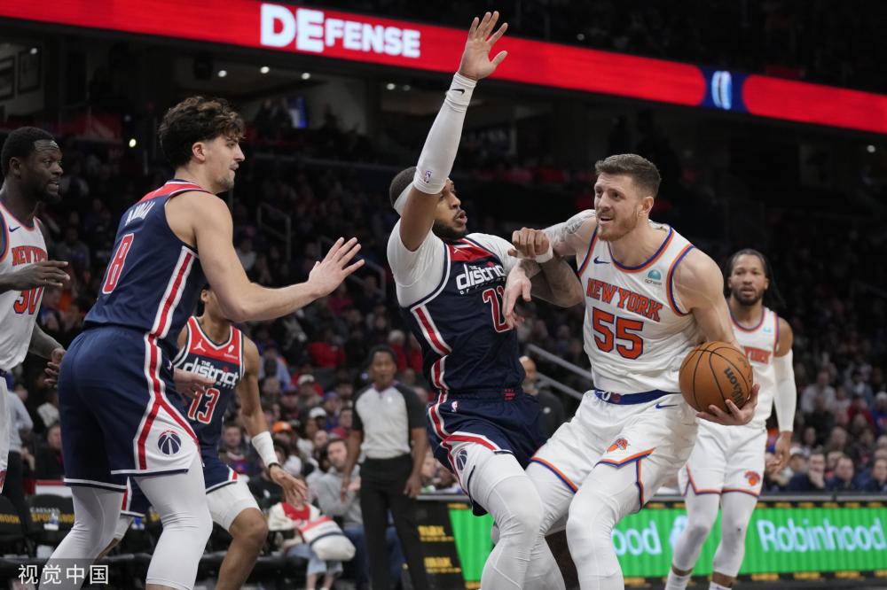 他把这些文 他把这些文